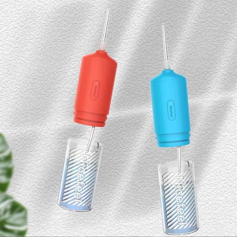 น้ำหนักเบา 228g Flosser น้ำไร้สาย Flosser ปาก Irrigator Magnetic Charging