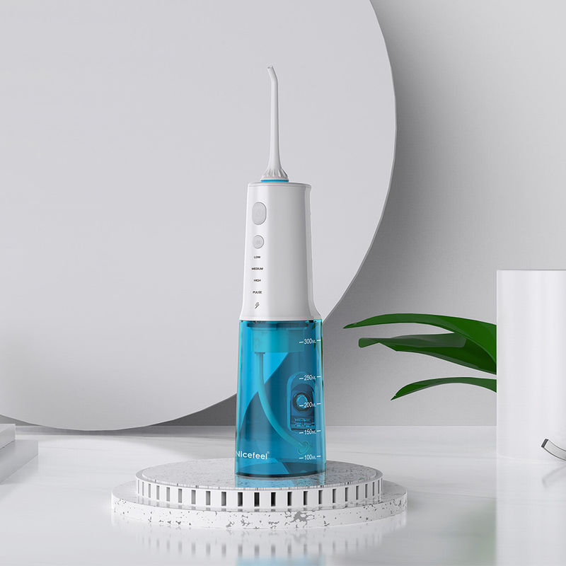 Flosser พลังงานไฟฟ้าที่ดีที่สุดสำหรับการเดินทาง Nicefeel Water Flosser ไร้สาย IPX7 1900 mAh Battery